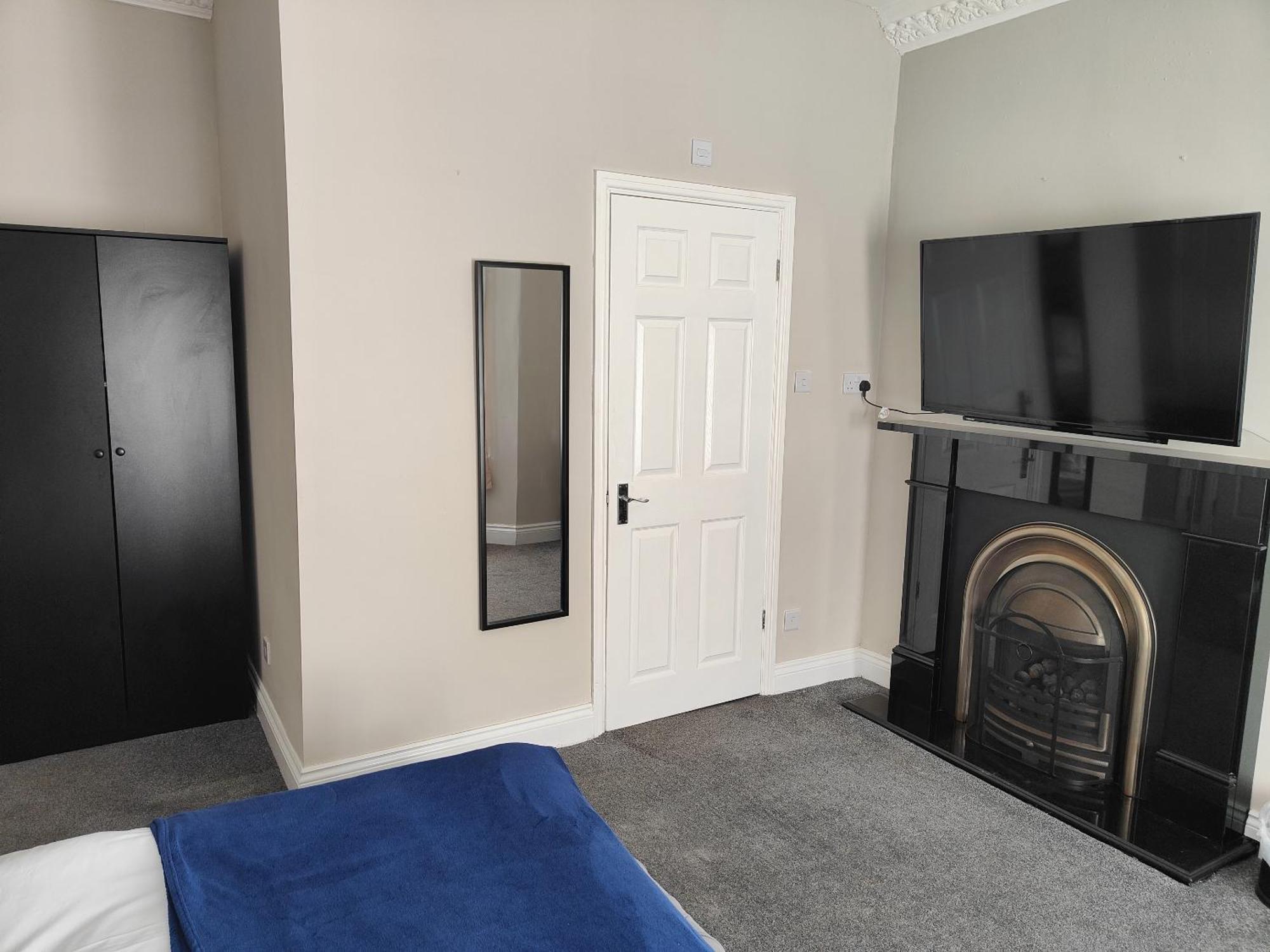 The Clifton South Shields Quarto foto